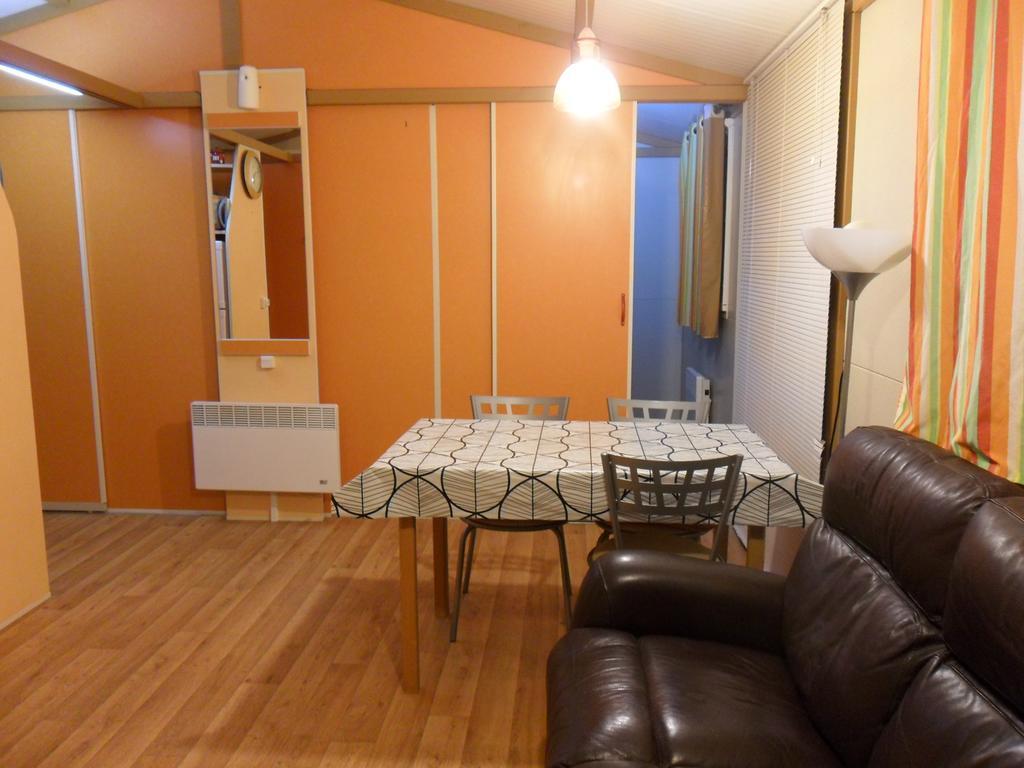 Montsant Park Camping & Bungalow Ulldemolins Exterior foto